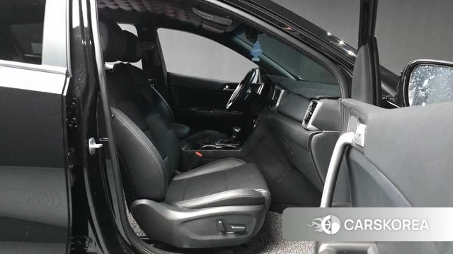 Kia Sportage The Bold 2018 Черный из Кореи, фото 2