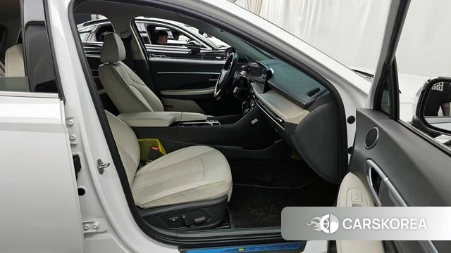 Hyundai Sonata D Edge (DN8) 2023 Белый из Кореи, фото 2