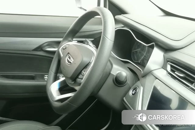 Geely Automobile Emgrand 2022 Белый из Китая, фото 2