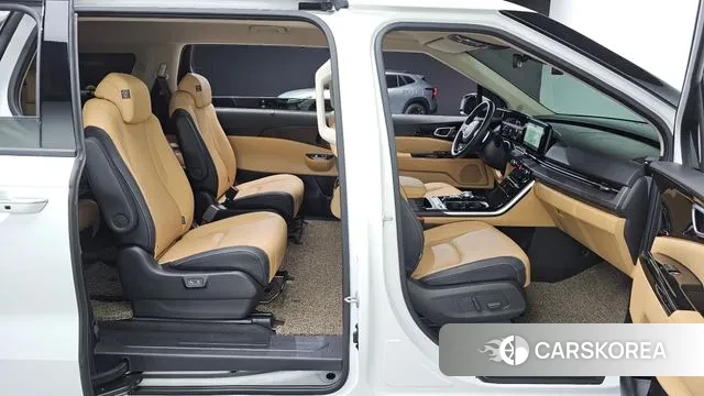 Kia Carnival 4th generation 2023 Белый из Кореи, фото 2