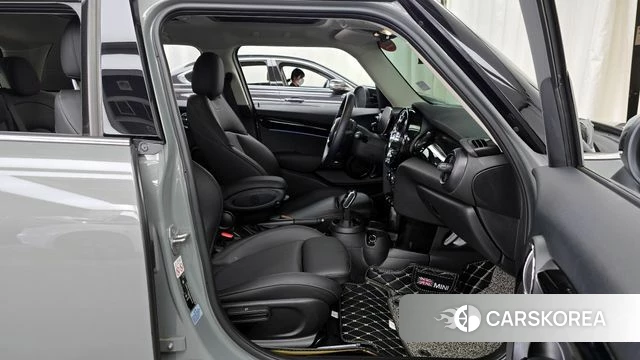 Mini Cooper 2021 Серый из Кореи, фото 2