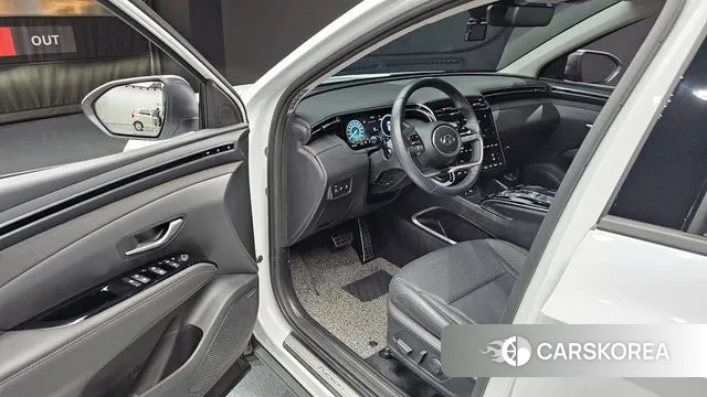 Hyundai Tucson (NX4) 2023 Белый из Кореи, фото 2