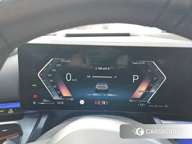 BMW 5 Series (G60) 2025 Серый из Кореи, фото 2