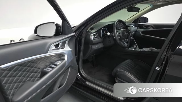 Genesis The New G70 2024 Черный из Кореи, фото 2