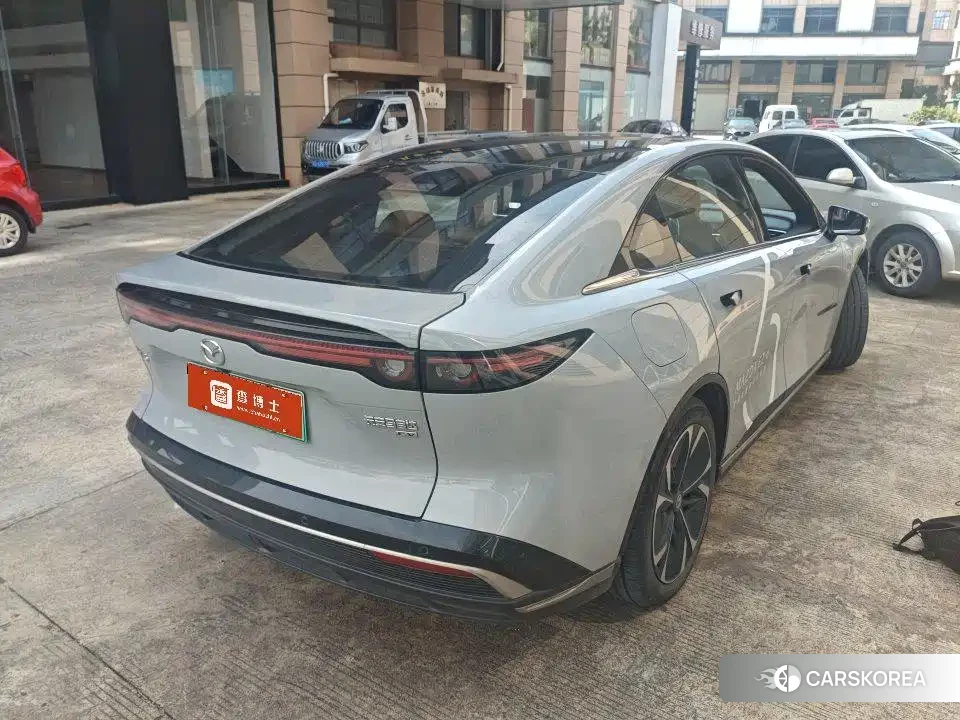 Mazda EZ-6 2024 Silver/gray из Китая, фото 2
