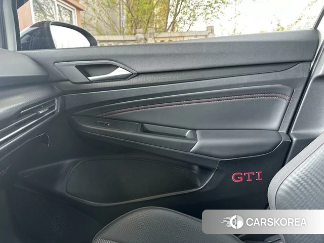 Volkswagen Golf GTI 2022 Белый из Китая, фото 2