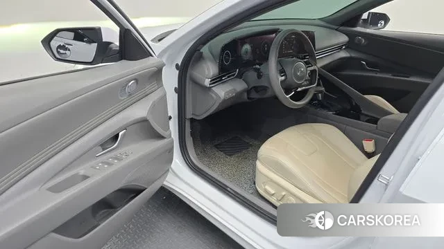 Hyundai Avante (CN7) 2022 Белый из Кореи, фото 2