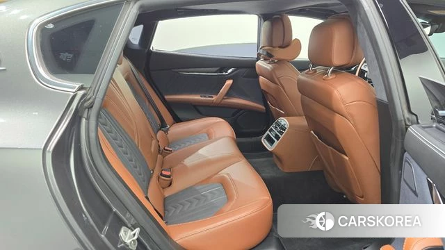 Maserati Quattroporte 2018 Серый из Кореи, фото 2
