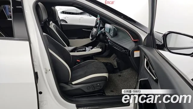 Kia EV6 2023 Белый из Кореи, фото 2
