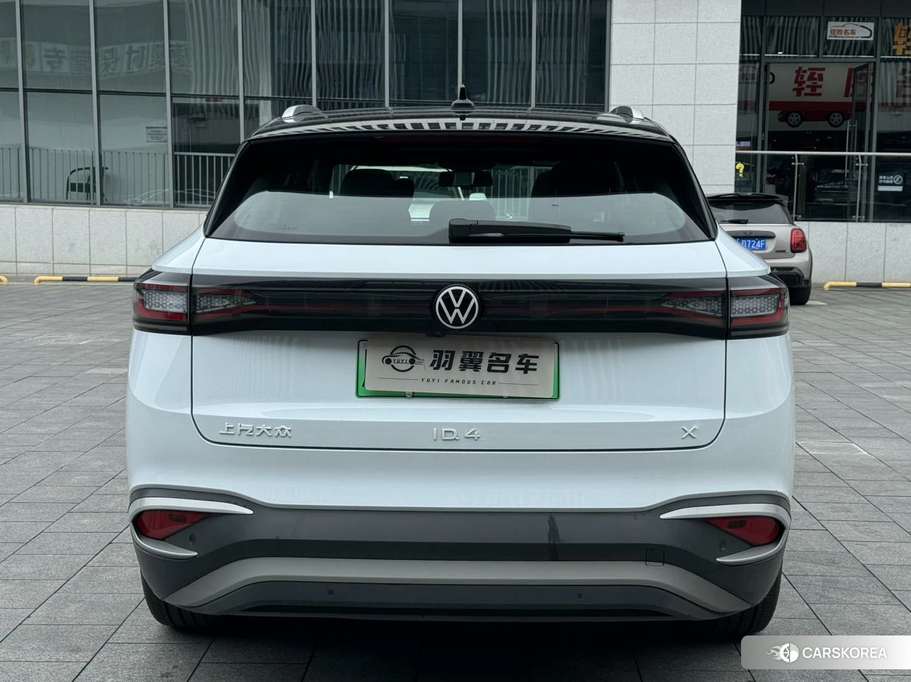 Volkswagen ID.4 X 2022 Белый из Китая, фото 2