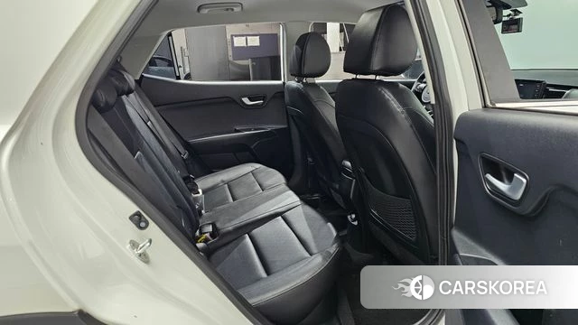 Kia Stonic 2020 Белый из Кореи, фото 2