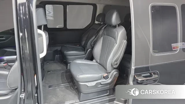 Hyundai Staria 2021 Черный из Кореи, фото 2