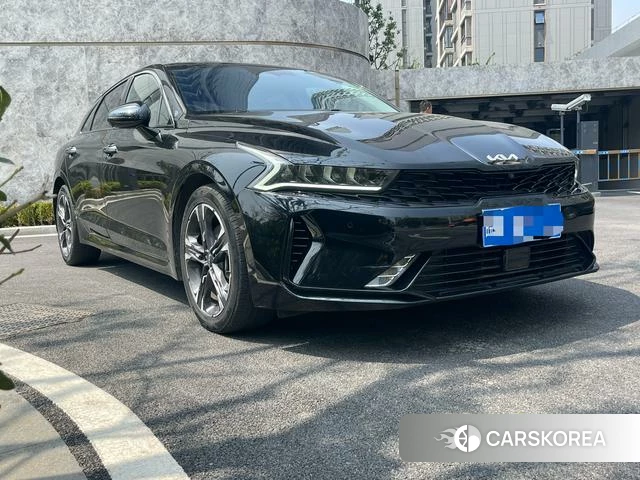 Kia K5 2022 Черный из Китая, фото 2