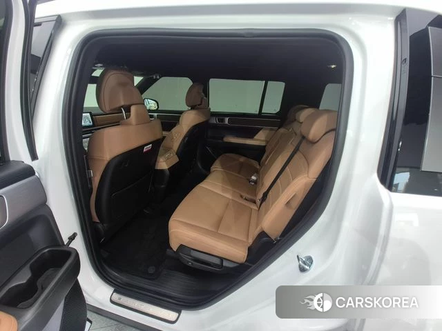 Hyundai Santa Fe (MX5) 2024 Белый из Кореи, фото 2