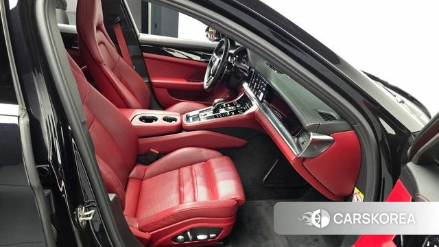 Porsche Panamera (971) 2018 Черный из Кореи, фото 2