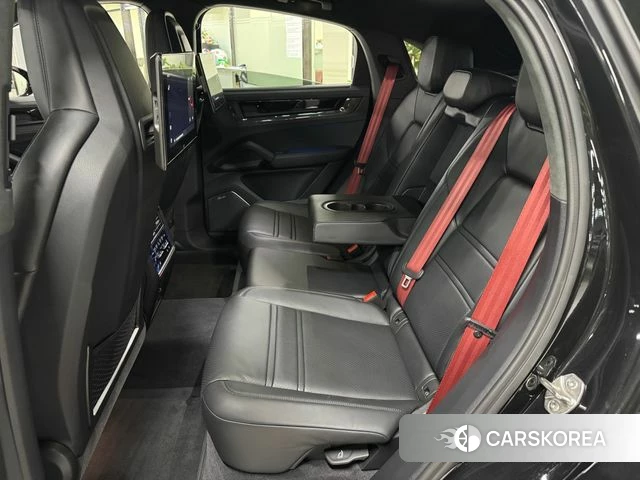 Porsche Cayenne (PO536) 2025 Черный из Кореи, фото 2