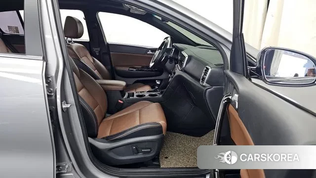 Kia Sportage The Bold 2018 Серебристо-серый из Кореи, фото 2