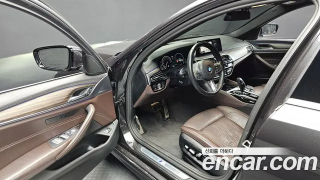 BMW 5 Series (G30) id 2701133 из Кореи 2