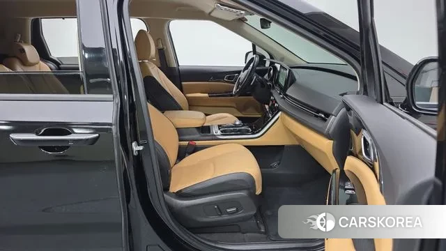 Kia Carnival 4th generation 2022 Черный из Кореи, фото 2