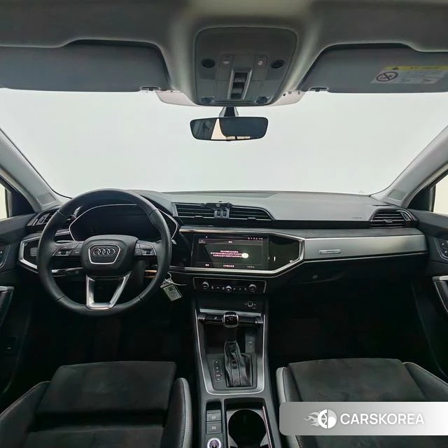 Audi Q3 2023 Белый из Китая, фото 2