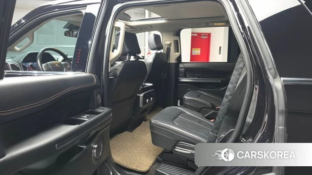Ford Expeditation 2021 Черный из Кореи, фото 2