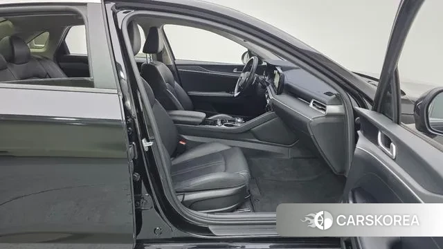 Kia K5 3rd generation 2021 Черный из Кореи, фото 2