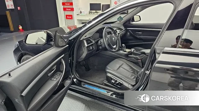 BMW 3 Series GT (F34) 2019 Черный из Кореи, фото 2