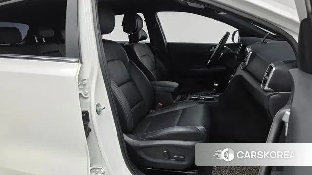 Kia Sportage The Bold 2021 Белый из Кореи, фото 2