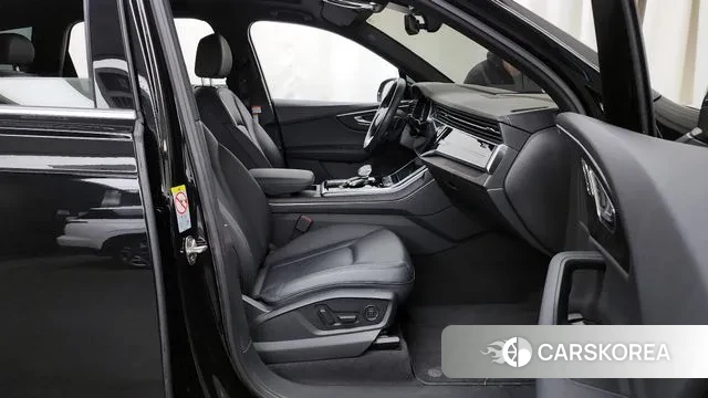 Audi Q7 (4M) 2023 Черный из Кореи, фото 2