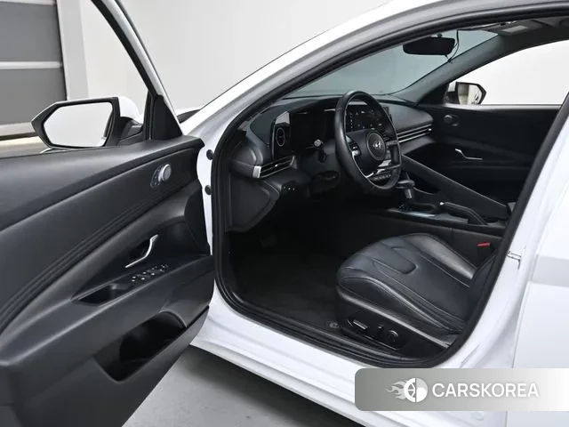 Hyundai Avante (CN7) 2022 Белый из Кореи, фото 2