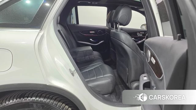 Mercedes-Benz GLC-Class X253 2020 Белый из Кореи, фото 2