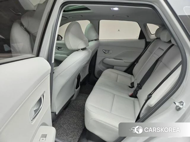 Hyundai Kona Hybrid (SX2) 2024 Цвет галактики из Кореи, фото 2