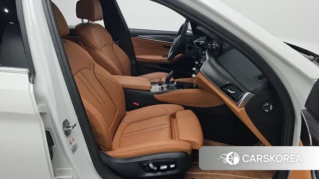 BMW 5 Series (G30) id 3472483 из Кореи 2