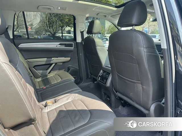 Volkswagen Tourang 2018 Черный из Китая, фото 2