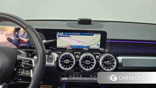 Mercedes-Benz GLB-Class X247 2025 Белый из Кореи, фото 2