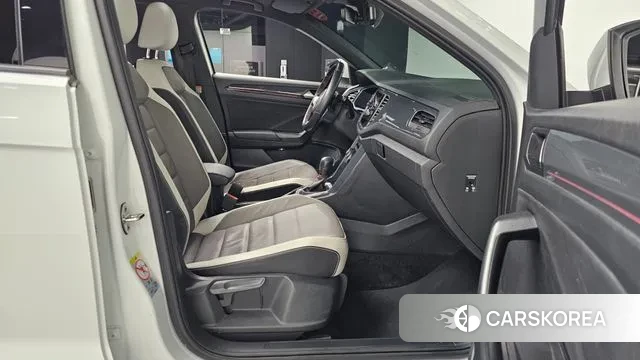 Volkswagen T-Roc 2021 Белый из Кореи, фото 2