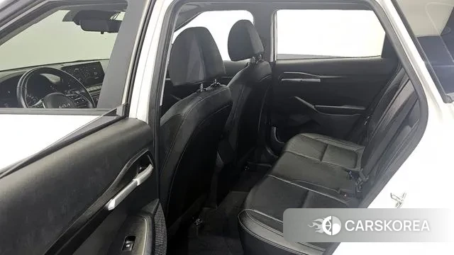 Kia Seltos 2022 Белый из Кореи, фото 2