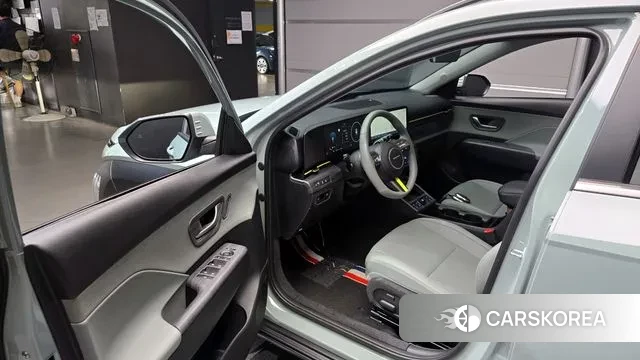 Hyundai Kona Hybrid (SX2) 2023 Светло-зеленый из Кореи, фото 2