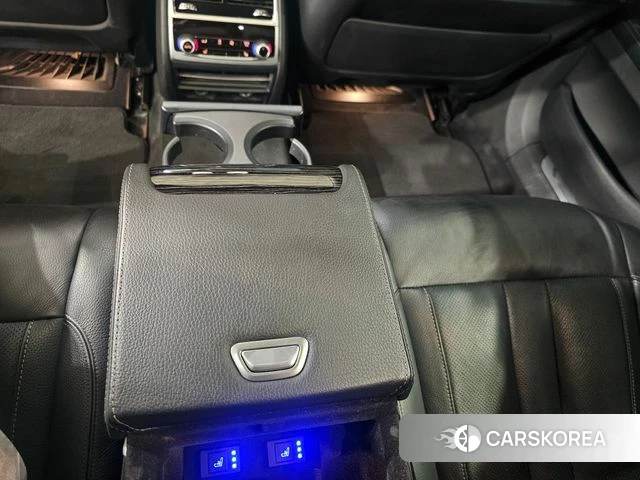 BMW 7 Series (G11) 2018 Черный из Кореи, фото 2