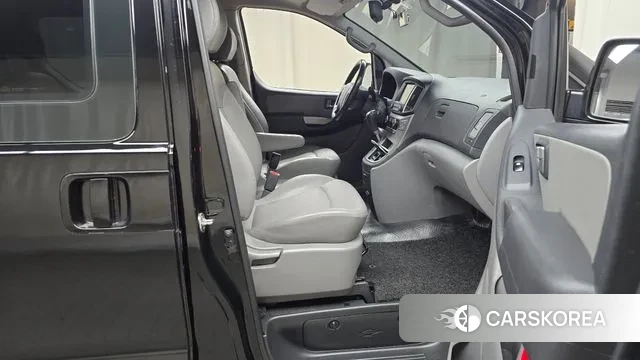 Hyundai The New Grand Starex 2020 Черный из Кореи, фото 2