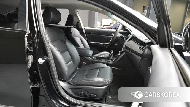 Kia K7 Premier 2019 Черный из Кореи, фото 2