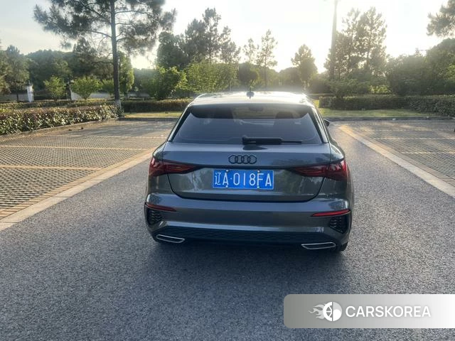 Audi A3 2021 Темно-серый из Китая, фото 2