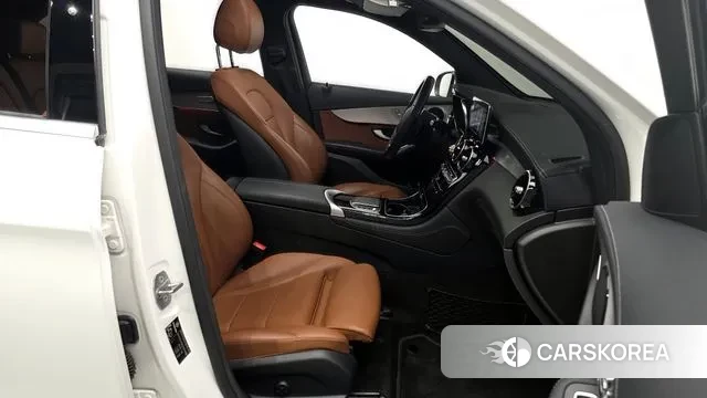 Mercedes-Benz GLC-Class X253 2020 Белый из Кореи, фото 2