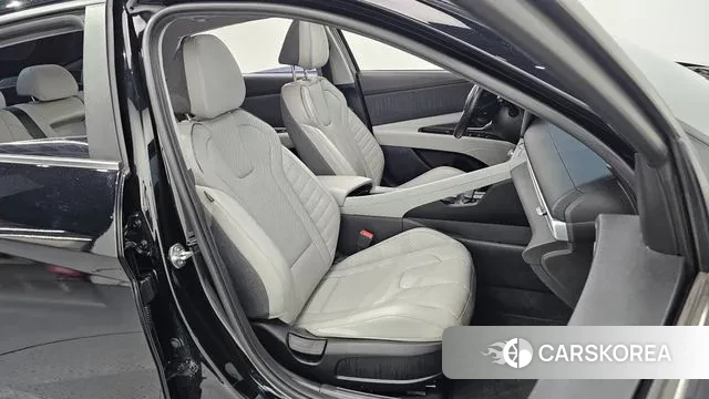 Hyundai Avante (CN7) 2020 Черный из Кореи, фото 2