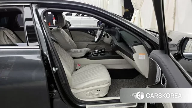 Kia K8 Hybrid 2022 Серый из Кореи, фото 2