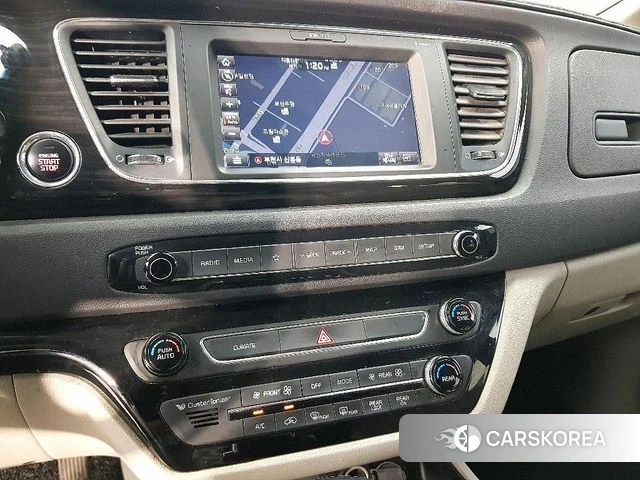 Kia The New Carnival 2018 Черный из Кореи, фото 2