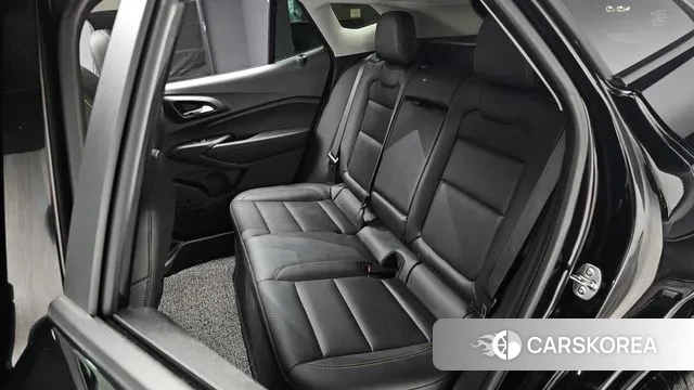 Chevrolet (GM Daewoo) Trax Crossover 2023 Черный из Кореи, фото 2