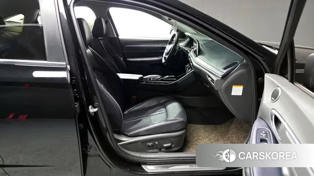 Hyundai Sonata Hybrid (DN8) 2022 Черный из Кореи, фото 2