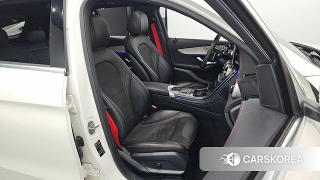 Mercedes-Benz GLC-Class X253 2021 Белый из Кореи, фото 2