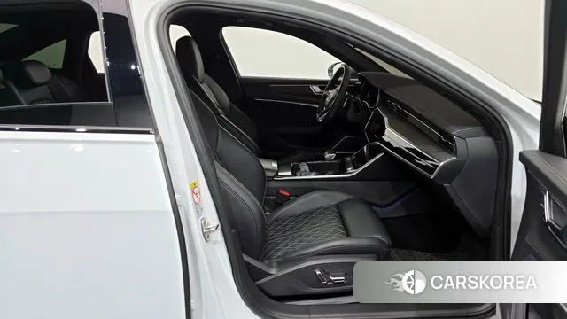 Audi S6 (C8) 2020 Белый из Кореи, фото 2